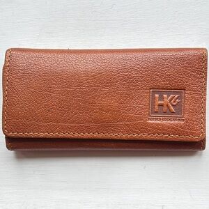 Hiroko Koshino DiS gender neutral leather key case